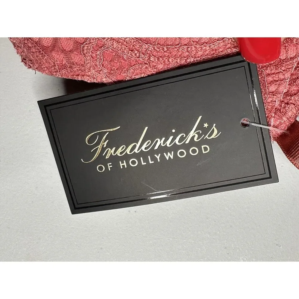 NWT Frederick's of Hollywood Finely Padded Bralette DUCE Pink‎ Women's Size M